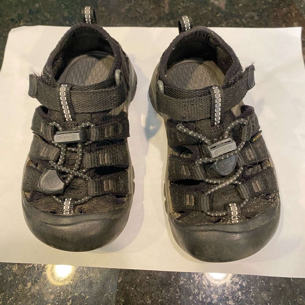 Black Keen Newport Neo H2 sandals